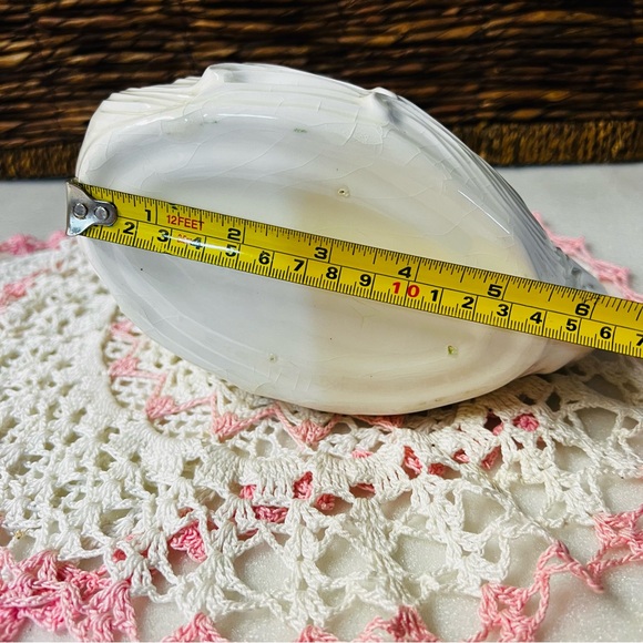 Vintage White Ceramic Swan Planter Mid-Century Modern Coastal Decor Elegant Bird - Picture 13 of 16